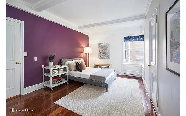 Sold by Douglas Elliman | media 20