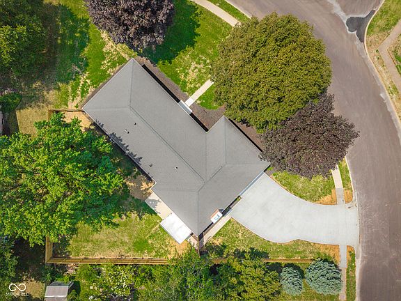 3rd image of 3635 Deerfield Pl