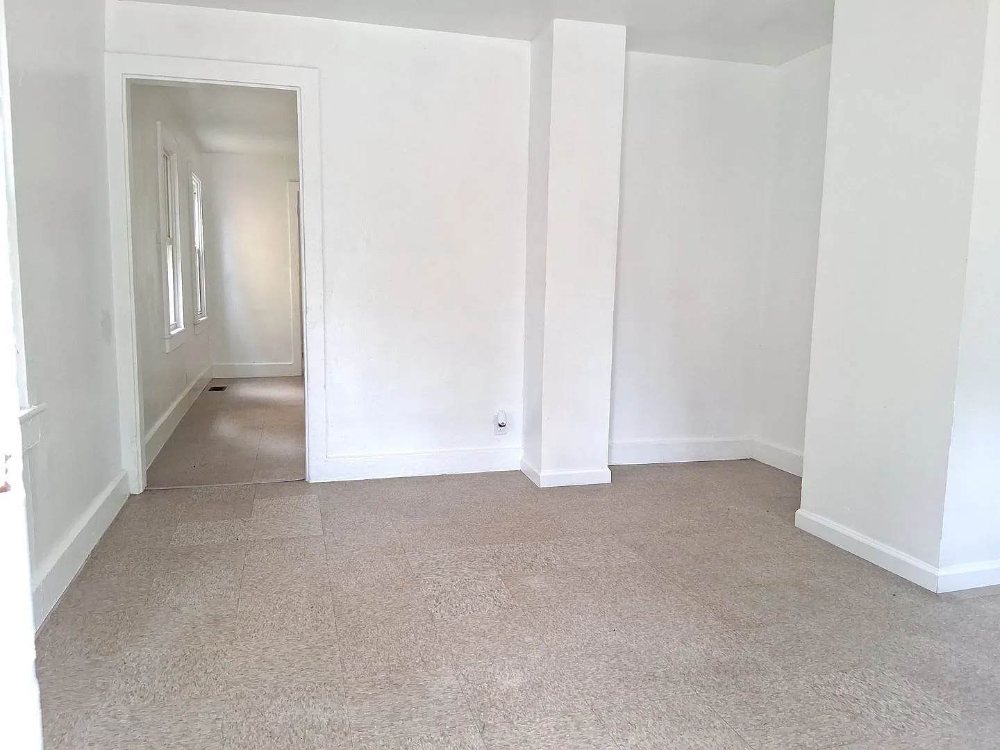Bright 2 Bedroom Home For Rent In Bridgeton Nj $1465 — Photo 2