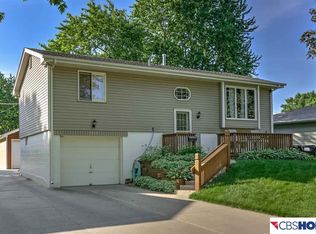 7017 S 80th St, La Vista, NE 68128