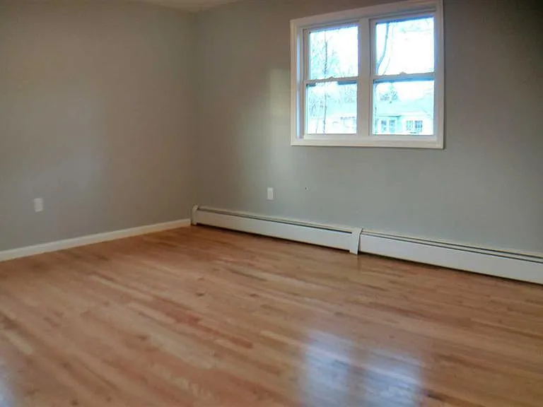 29 Heaney Dr — Photo 10