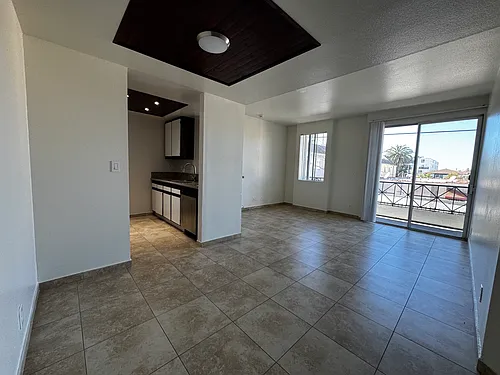 Floor plan 2 bedroom 2 bathroom