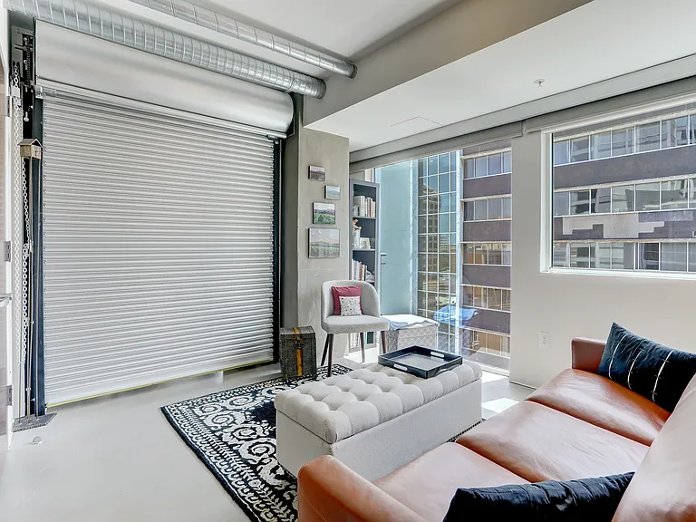 800 Brazos St #1107 — Photo 6