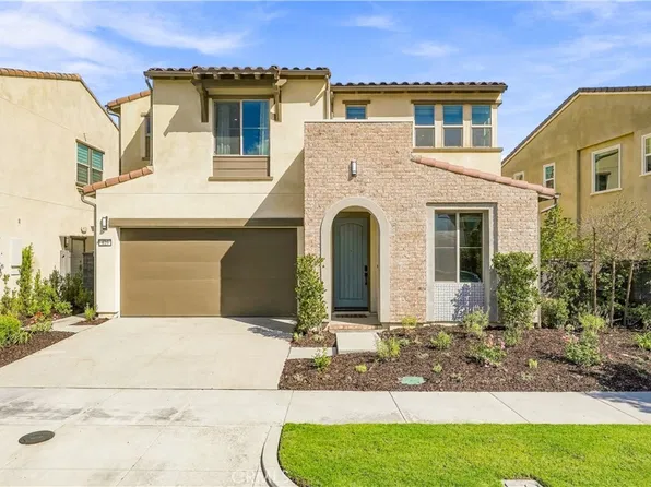 625 Leonard Dr, Rancho Mission Viejo, CA 92694