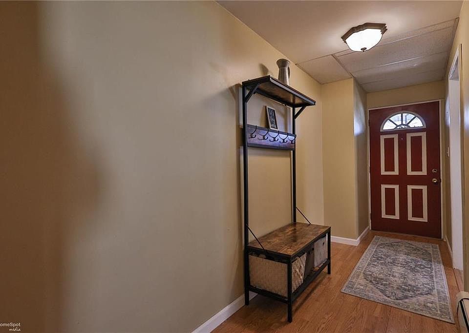 1025 Howertown Rd, Catasauqua, PA 18032 Zillow