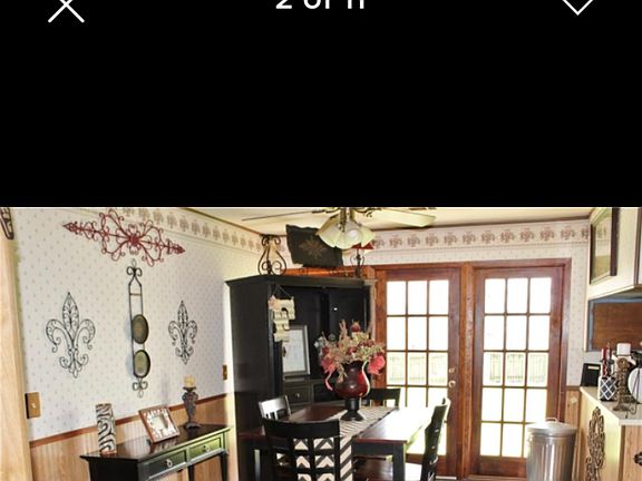 4th image of 408 Sabine St