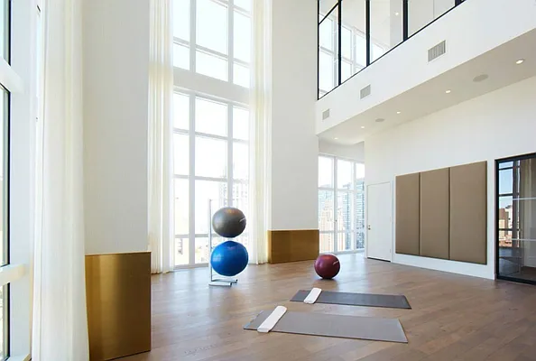 Rented by Keller Williams NYC | media 22