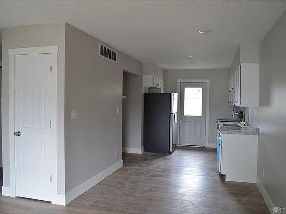 3rd image of 8328 Woodgrove Ct