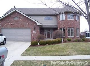 1230 Arbor Dr, Lemont, IL 60439