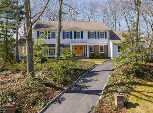 911 Teaberry Ln, Brielle, NJ 08730