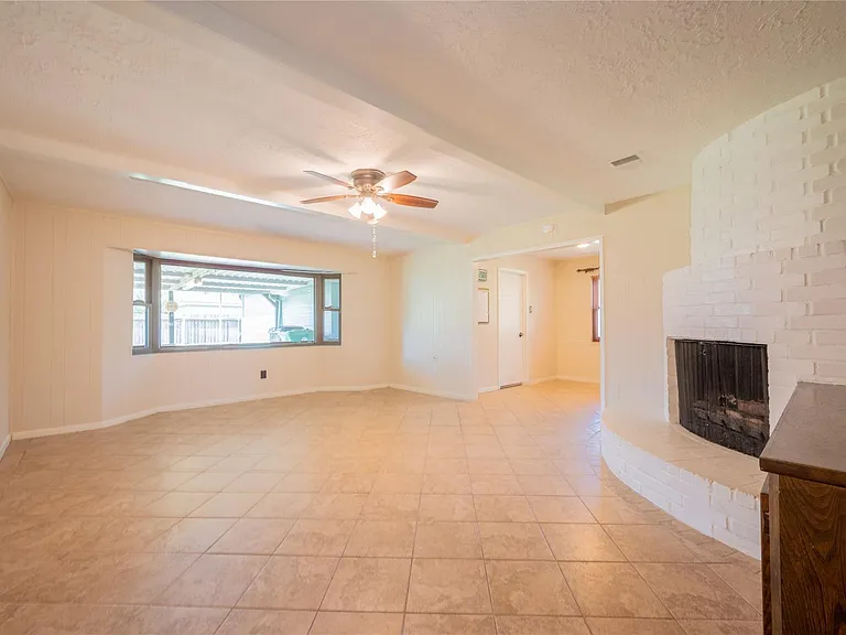 9202 Benning Dr — Photo 25