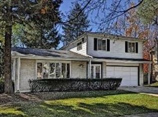 1805 E Bittersweet Ln, Mount Prospect, IL 60056