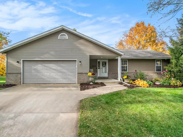 6445 W Shiva Dr, La Porte, IN 46350