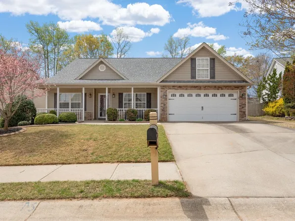 863 Vandenburg Dr, Boiling Springs, SC 29316