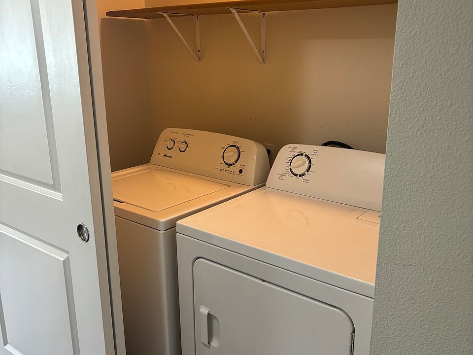 Washer and Dryer in Unit