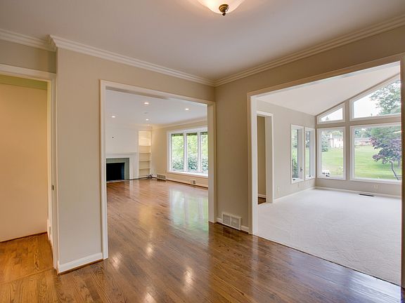 5th image of 726 Parkman Dr