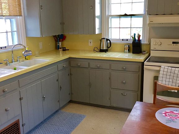 4th image of 1628 Fairacre Dr
