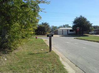 5304 Amherst Ave, River Oaks, TX 76114