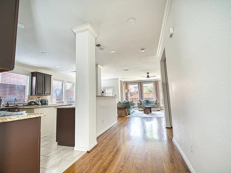 5513 Amber Way — Photo 17
