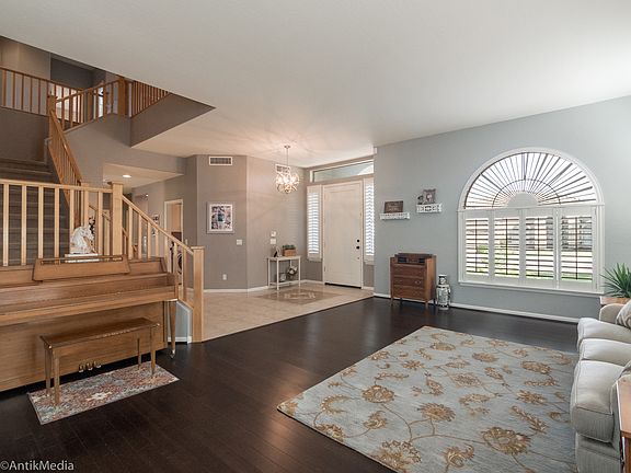 4th image of 5225 E Helena Dr