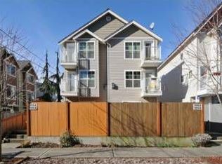 11715B 16th Ave NE, Seattle, WA 98125