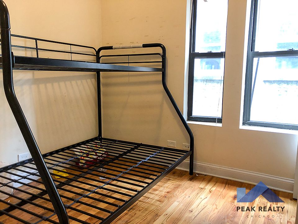 1st image of 1222 W Argyle St APT 1224-3W