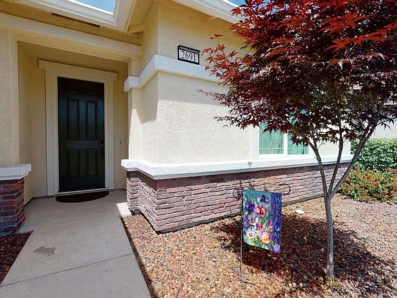 3rd image of 2691 Roseberry Ave