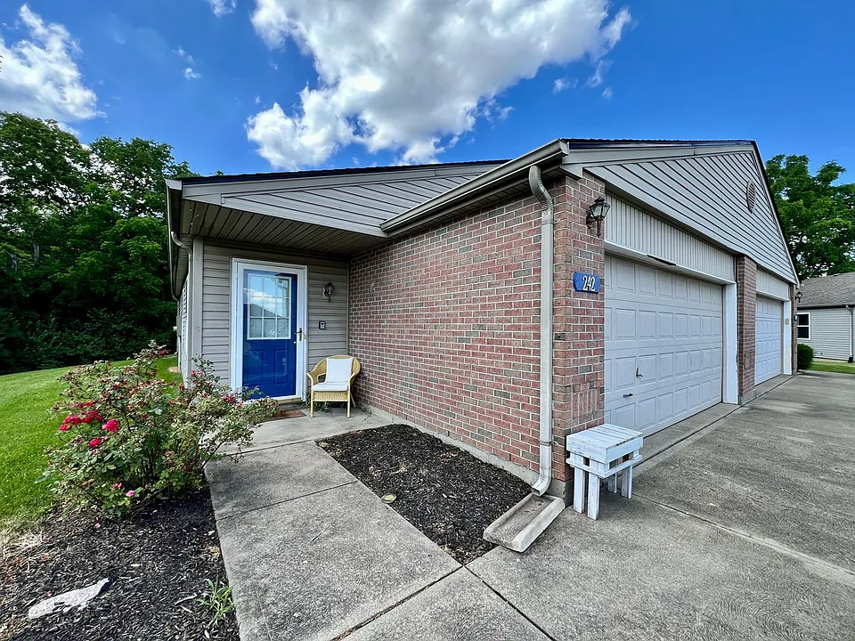 242 Overbrook Dr