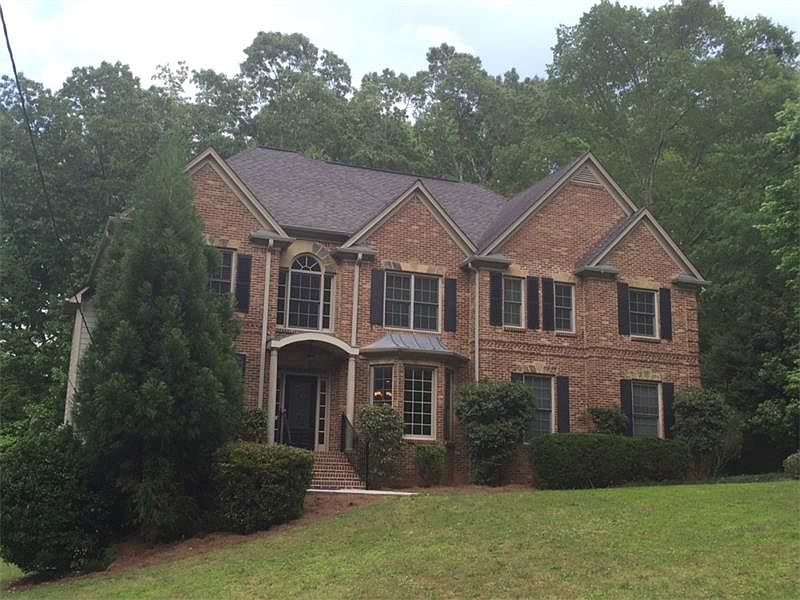 2nd image of 536 Dogwood Dr