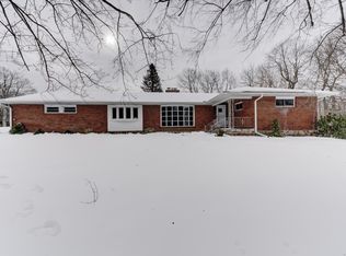 92 Indian Trl, Bristol, CT 06010