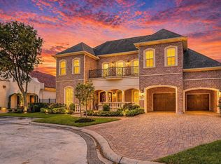 15611 Oyster Cove Dr, Sugar Land, TX 77478