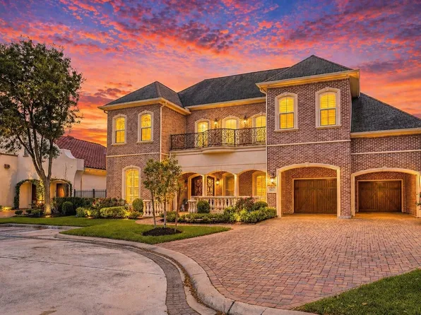 15611 Oyster Cove Dr, Sugar Land, TX 77478
