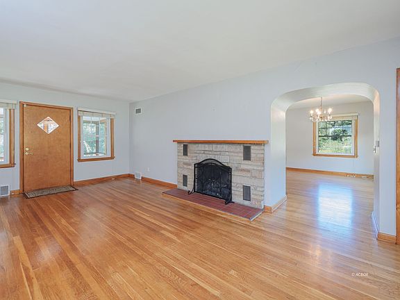 5th image of 19 Pomeroy Rd