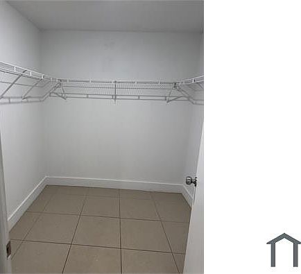 5th image of 2923 NW 58th St