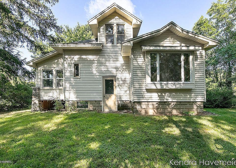 1st image of 4064 Luxford Ave NW