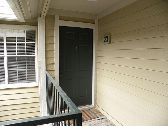 3rd image of 900 Ironwood Dr Unit 936