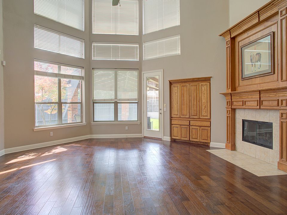 1st image of 8016 Ambiance Way