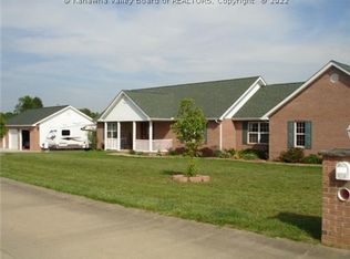 110 Buffington Acres Rd, Milton, WV 25541