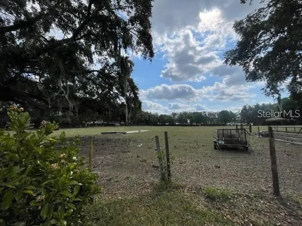1st, Valrico, FL 33596