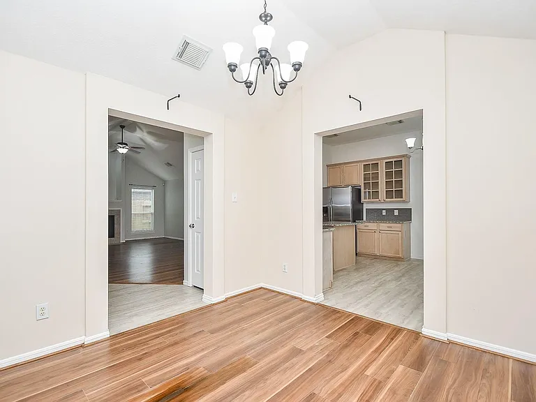 10614 Sunswept Fields Ln — Photo 3