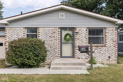 3 bed, 960 sqft, $1,800 — Photo 2
