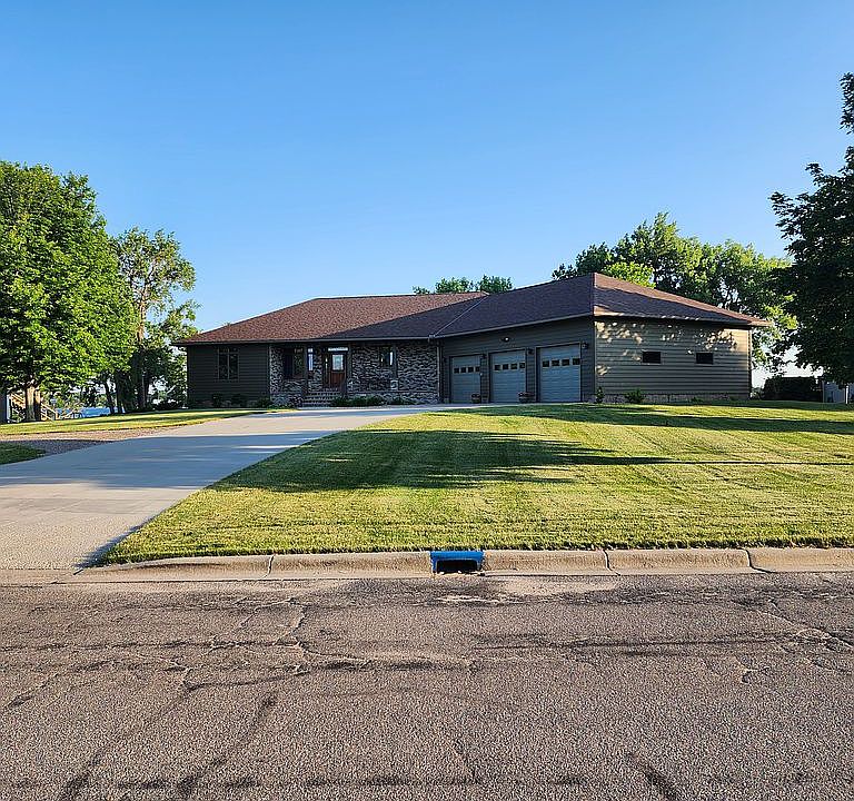 1st image of 245 Northwood Dr
