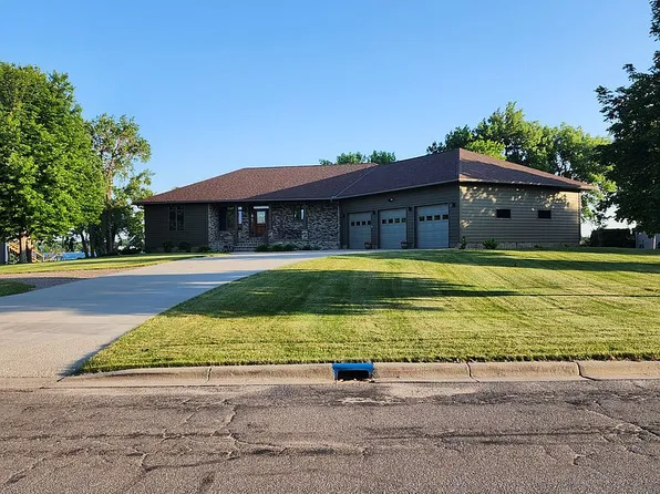 245 Northwood Dr, Cottonwood, MN 56229