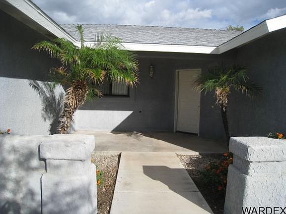 2nd image of 1410 Catherine Dr