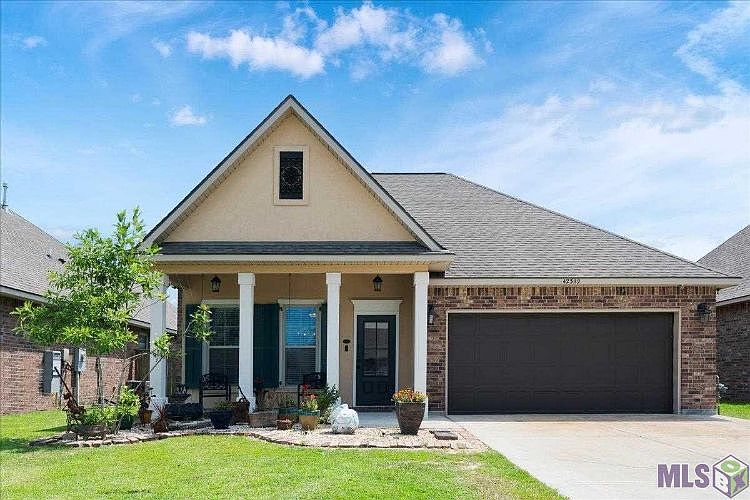 1st image of 42349 Lakestone Dr