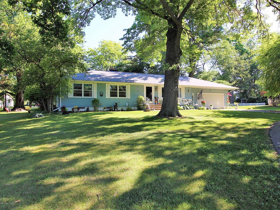 1st image of 407 McArthur River Dr