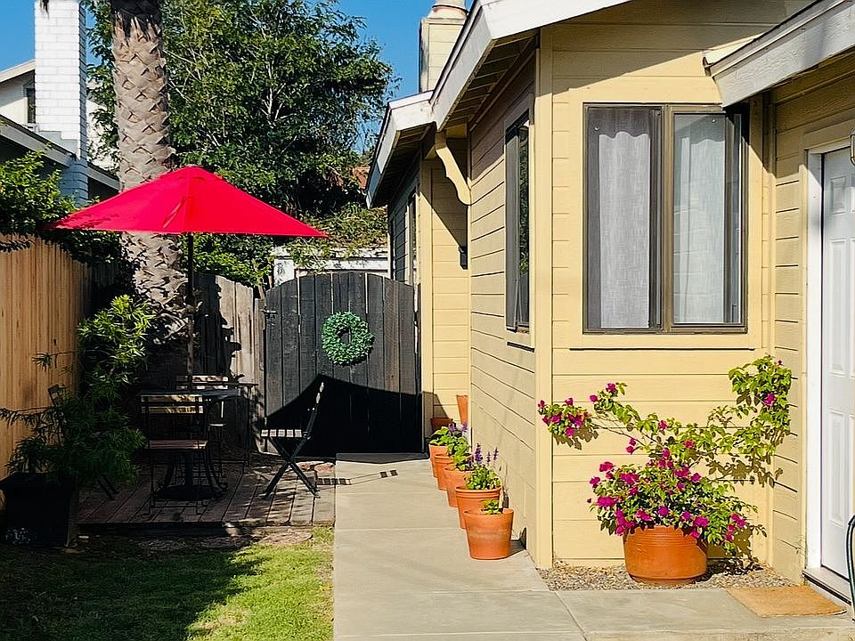 1st image of 18319 Grevillea Ave
