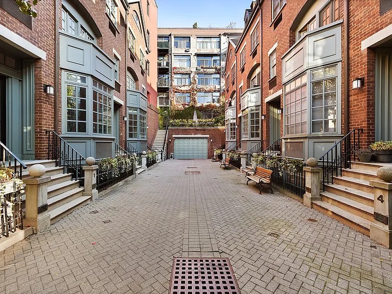 687 Greenwich St #1 — Photo 3