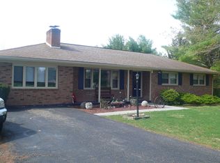 906 Cattle Scales Rd, Waynesboro, VA 22980