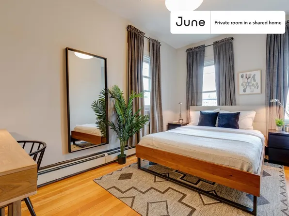 114 Boston St #3A, Dorchester, MA 02125